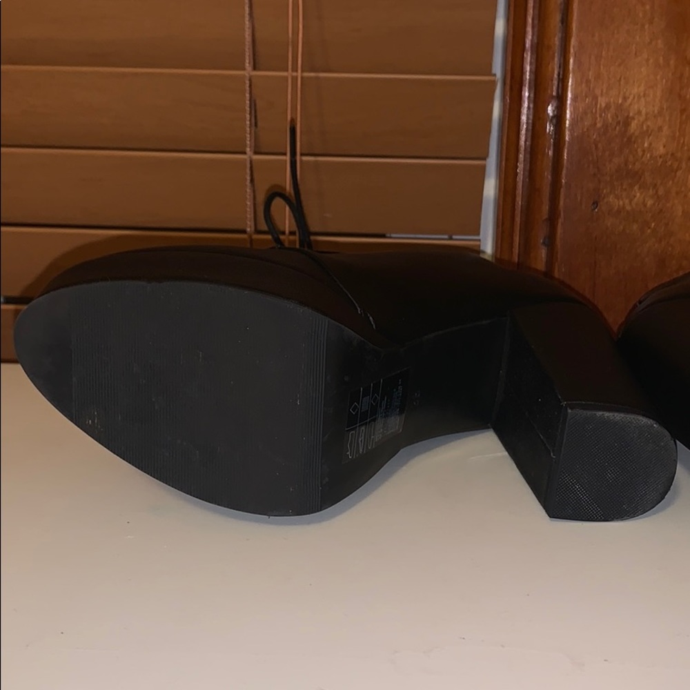 Heel boot - Picture 5 of 6